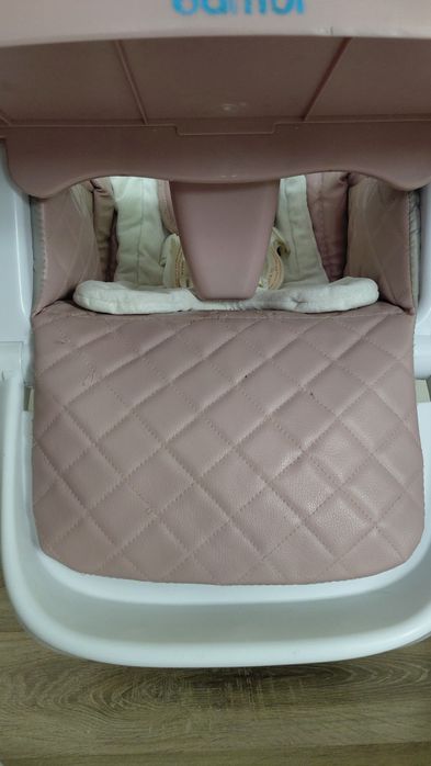 Продам стульчик для кормления