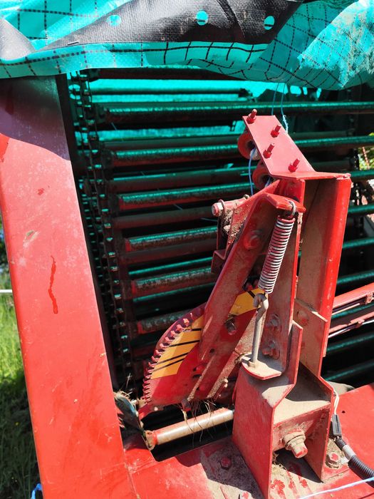 Vendo enfardadeira de rolos