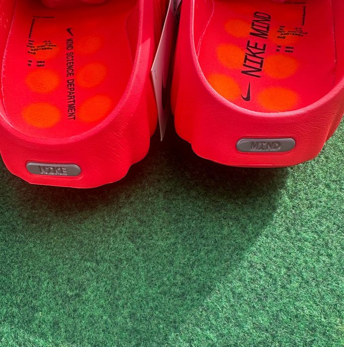 Nike Mind 001 Red