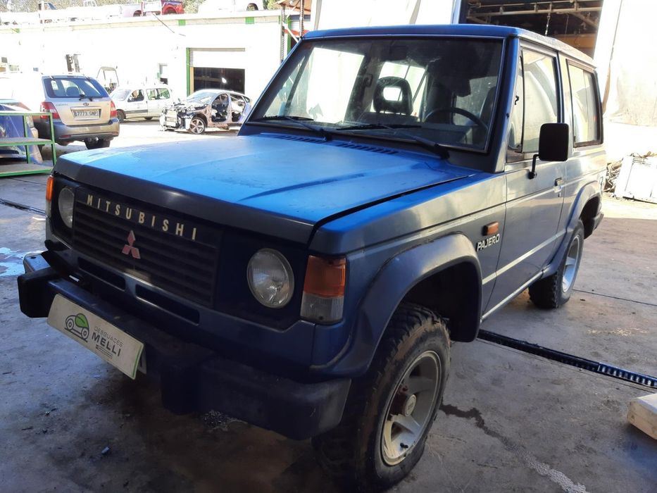 Braço Suspensão Inferior Frente Direito Mitsubishi Montero
