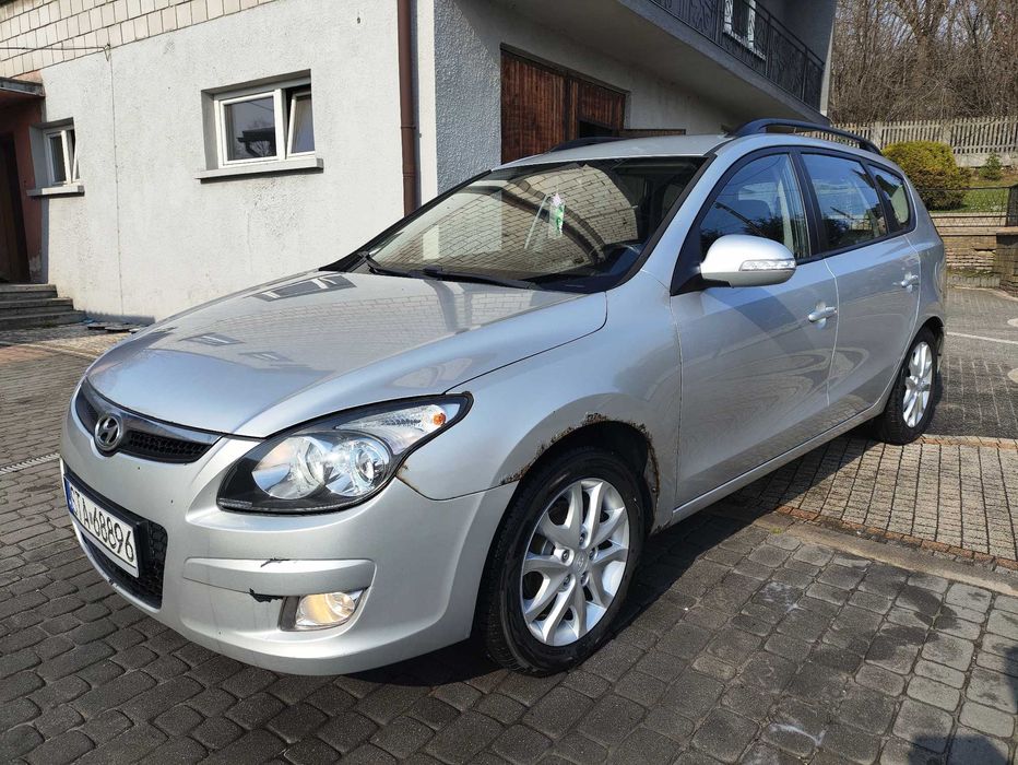 Hyundai I30CW 2008r 2.0 143km + instalacja gazowa,Pół skóra,2kpl opon