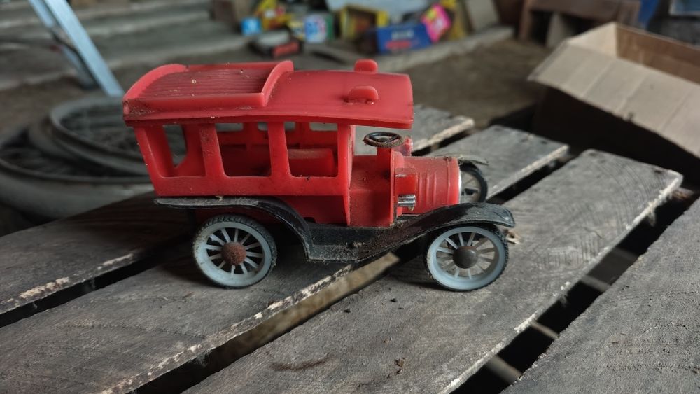 Машинка модель Ford СССР игрушка машина старинная model t  кресло