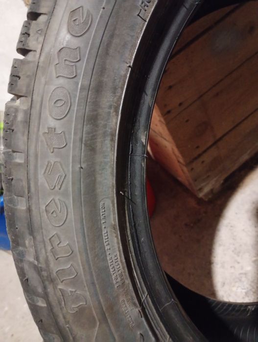 Komplet opon zimowych Firestone Winterhawk 3 225/50 R 17