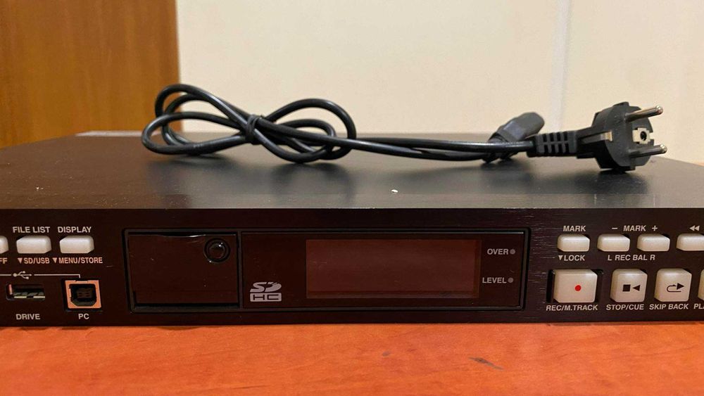 Rejestrator dźwięku DENON DN-F650R