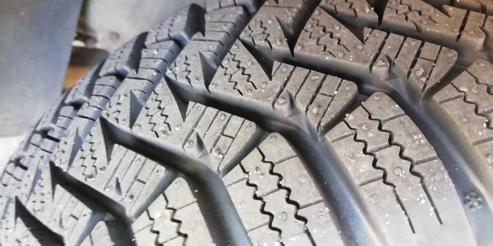 Opony zimowe LAUFEN gr. H