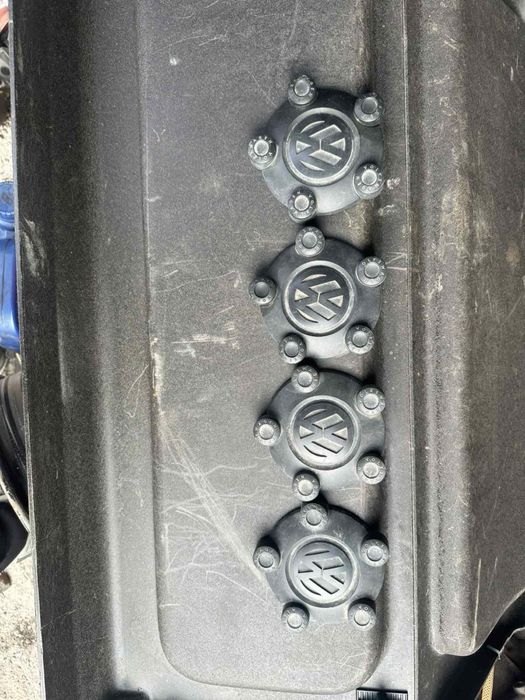 Ковпаки Фольсваген Каді .    Т5