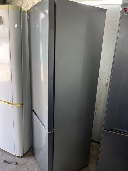 Холодильник Vestfrost CNF289 X NoFrost