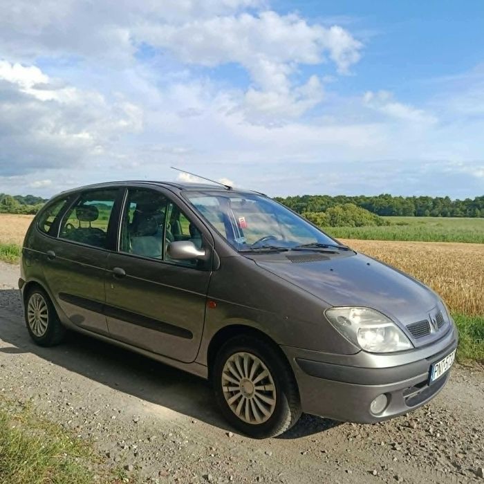 Sprzedam Renault scenic 1.6 16v