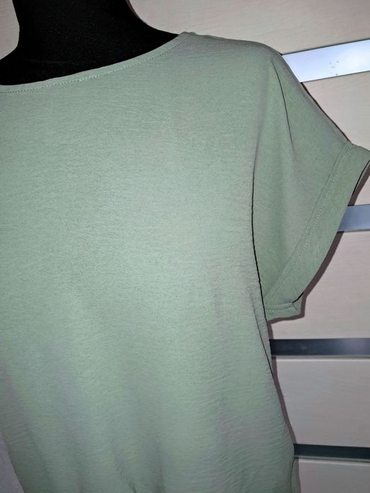 Miętowa zwiewna elegancka bluzka S/M.
