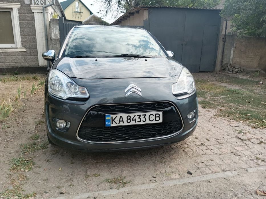 продаю Citroen C3, 2012, 1,4 дизель, автомат