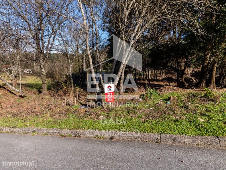 Lote com 760 m² Para Moradia