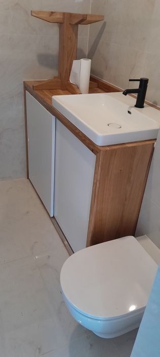 Szafki  łazienkowe dzwi