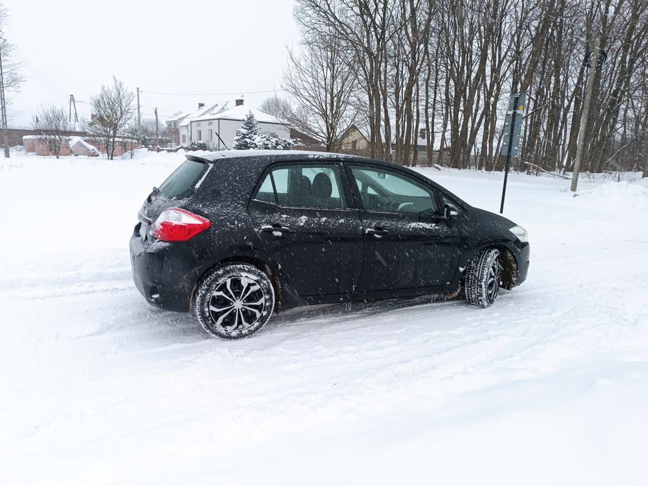 Toyota Auris Lift 1.33