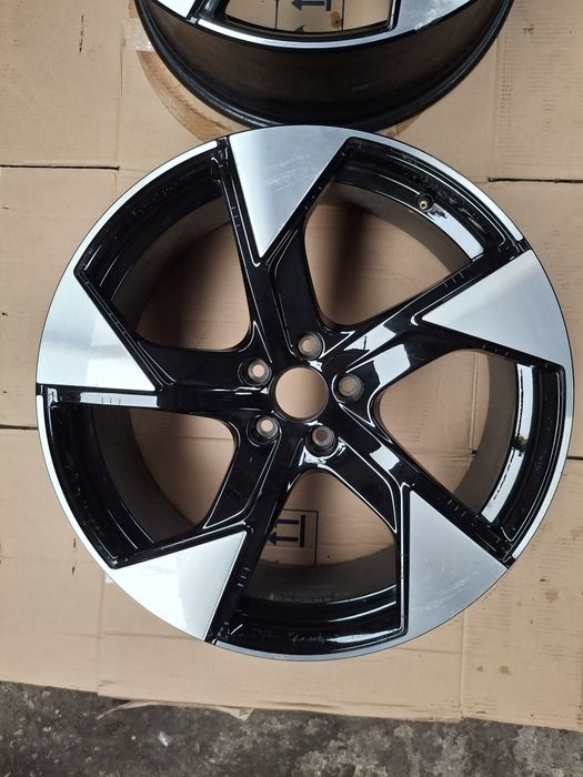 Felga volvo ex30 ex90 22" 9j et 38.5