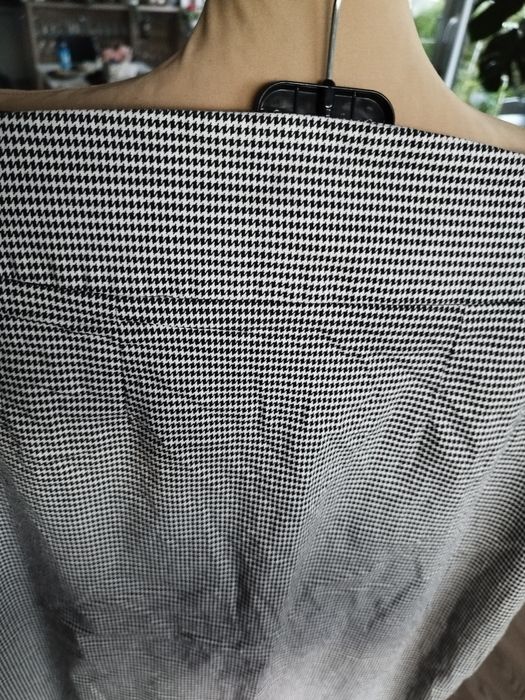 R.44 długa biało czarna spódniczka MIDI w pepitkę