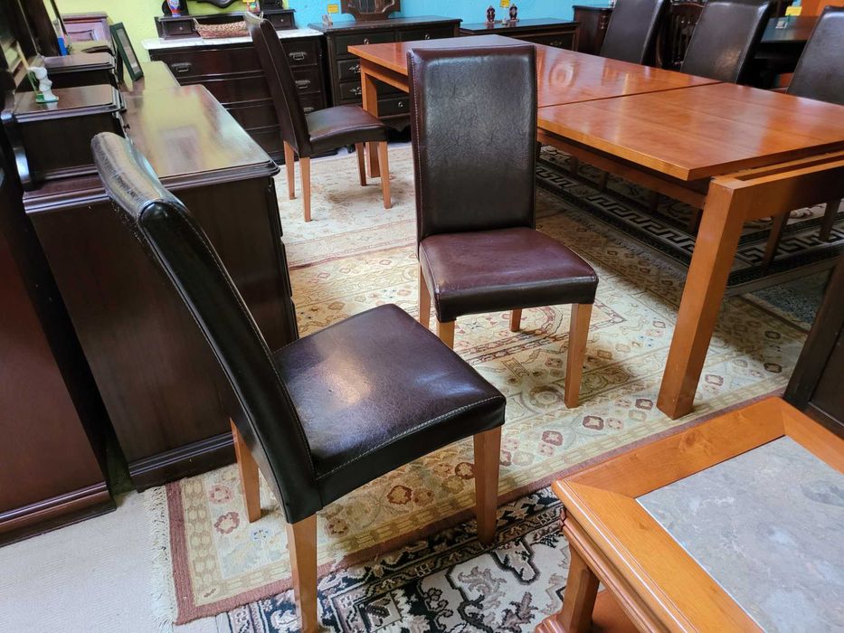 Living Room Chairs – Excellent Condition – Unit Price