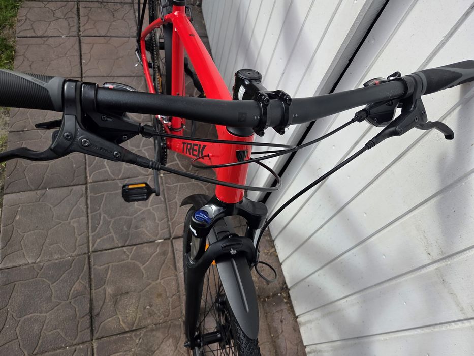 Rower jak nowy Trek Dual Sport 2 # 28 cali Rama L Akcesoria # stan idealny
