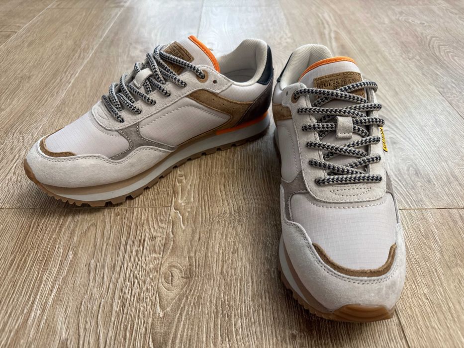 Guess Jeans Sneakersy buty męskie roz.41