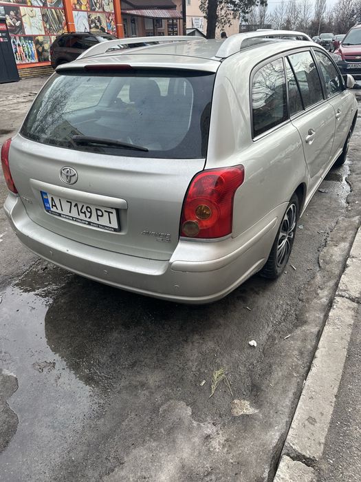 Toyota avensis універсал  для військового.