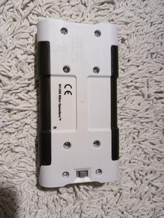 Hot Wheels Zestaw 5 samochodzików + gratisy