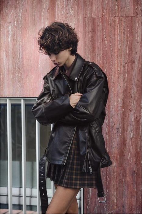 Продам куртку косуху  Zara