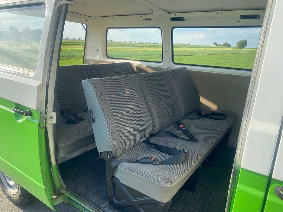 VW Transporter T3 1.6D 9 osób