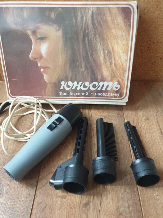 Фен, плойка для укладки волос