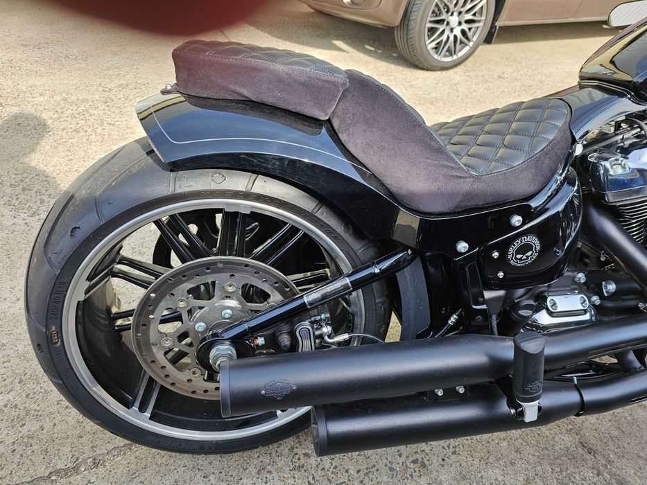 Harley Davidson FXBR Breakout 114-2022
