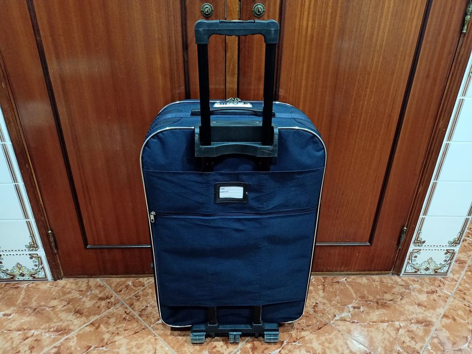 Mala malas de porão até 23 kg viagem carro casa quarto apartamento vivenda  escritório gabinete sala  cozinha.