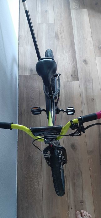 Rower SPECIALIZED z kółkami bocznymi do nauki jazdy - BARDZO LEKKI