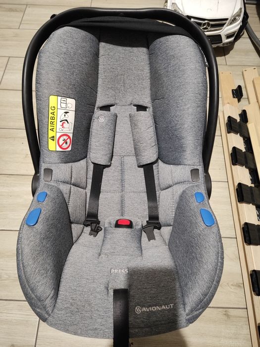 Fotelik baza nosidełko łupina Avionaut Pixel zestaw ISOFIX szary
