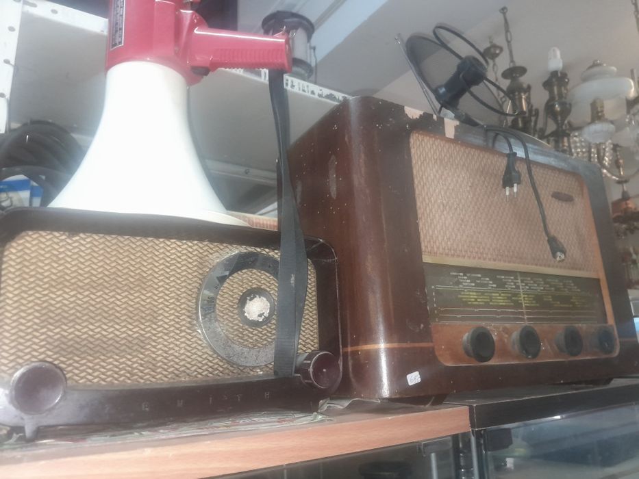 Vendo 3 radios antigos 60€