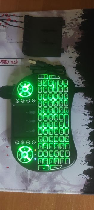 Міні Bluetooth клавіатура RGB