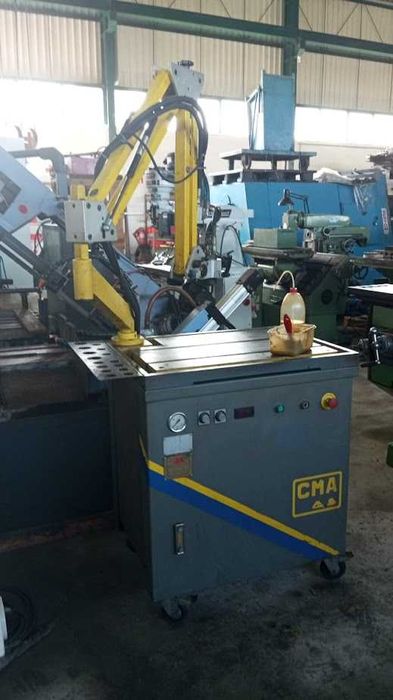 Máquina de rosqueamento pneumática