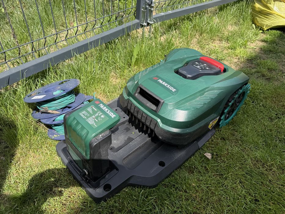 Robot koszący Parkside PAMRC 250 A1 City