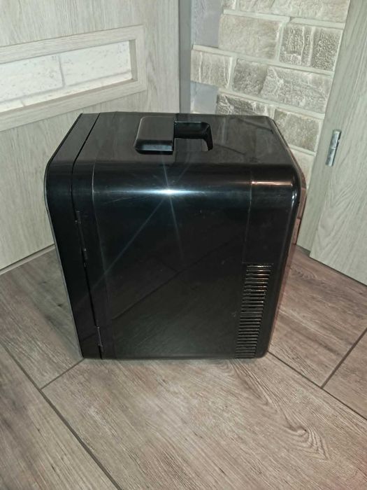 Enventor TJ-10DL Mini Lodówka Turystyczna 10L LCD 230V/12V