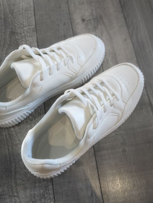 Buty trampki białe tenisówki z shein 27 cm wkladka