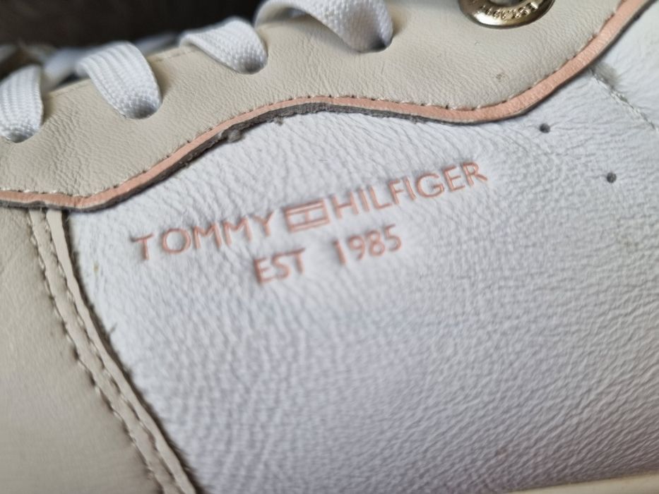 Tommy Hilfiger- sneakersy skórzane. Rozmiar  41