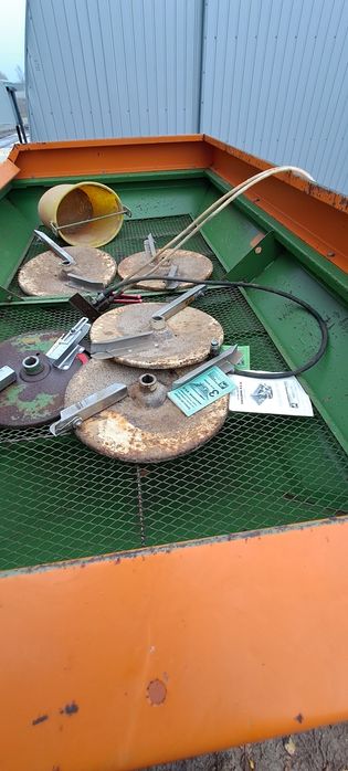 Rozsiewacz amazone zau 1501 kuhn rau siewnik