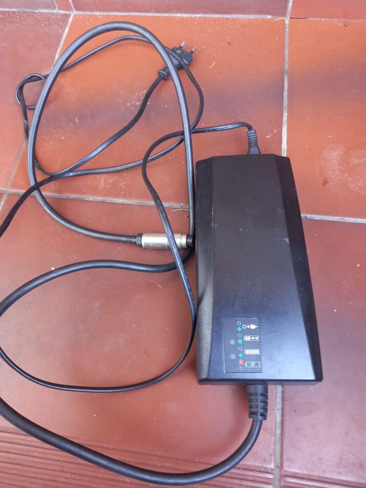Ładowarka do roweru elektrycznego