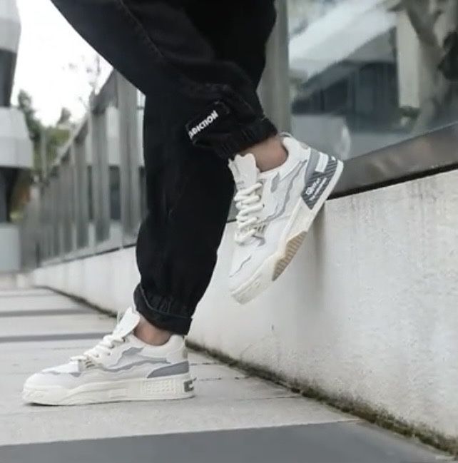 Кросівки унисекс