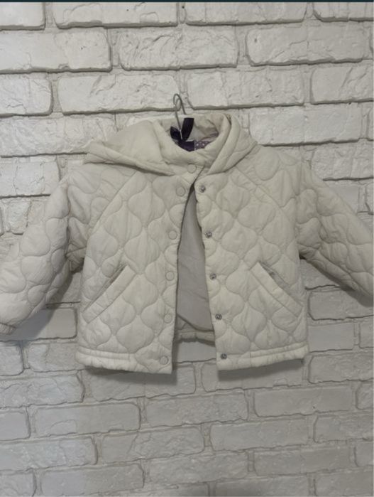Продам курточка zara на девочку 2-3