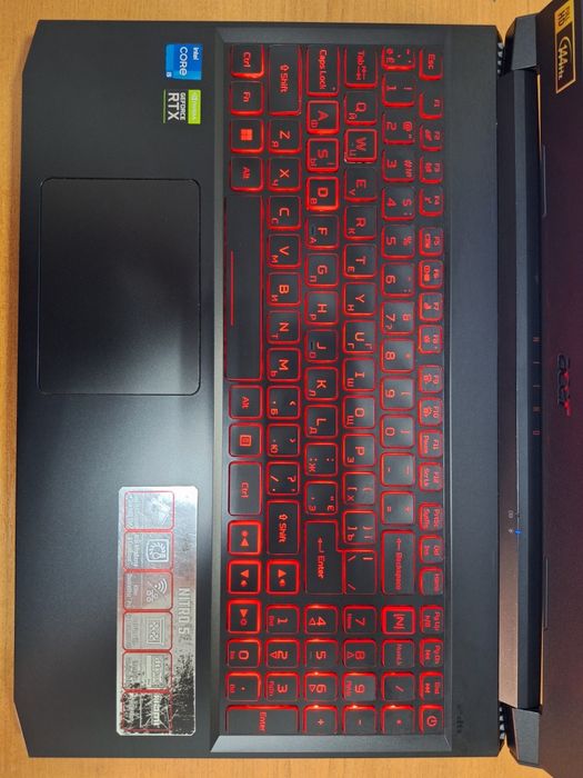 Acer Nitro 5 AN515-57 i5-11400H RTX 3050 4Gb DDR4 16Gb SSD + HDD