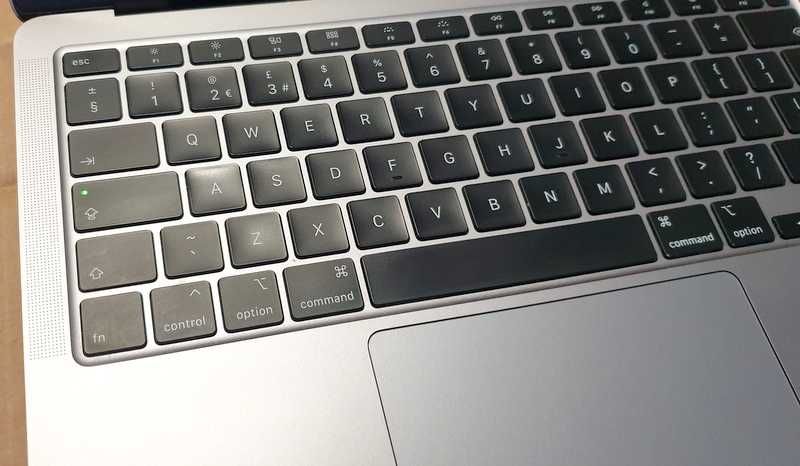 Laptop MacBook Apple a2179  Zadbany Bateria Ok