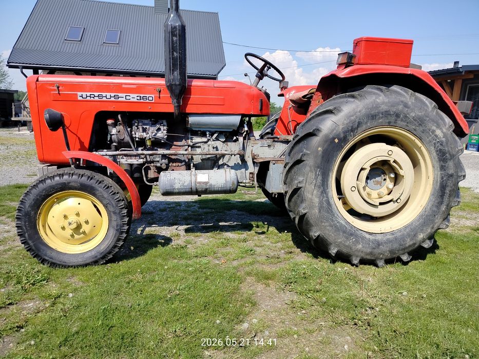 Ursus C-360.    .
