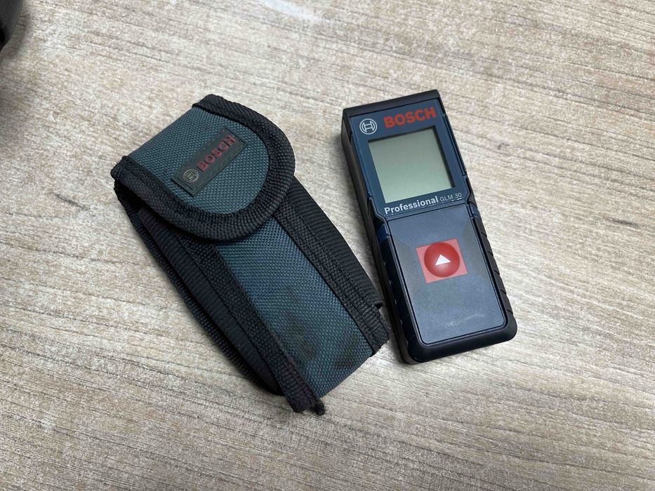 Bosch GLM 30 Professional / Лазерний далекомір (рулетка) Бош