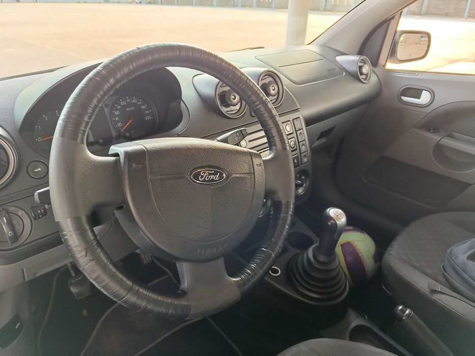 Ford fiesta van tdci