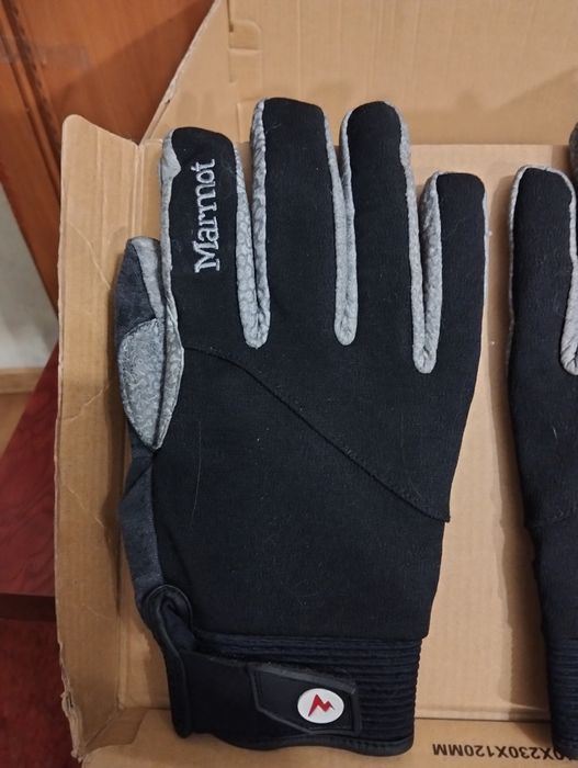 Перчатки     Mammut.