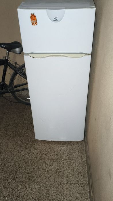 Frigorifico indesit
