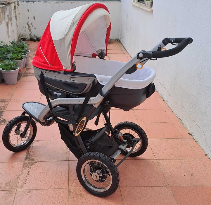 Carrinho de bebe Chicco s3 trio URGENTE!